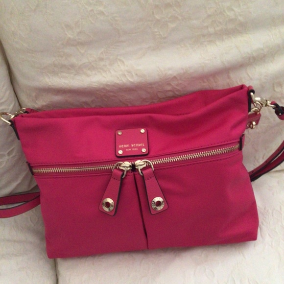 Henri bendel crossbody bag pink nylon new condition light an cute - Picture 2 of 4